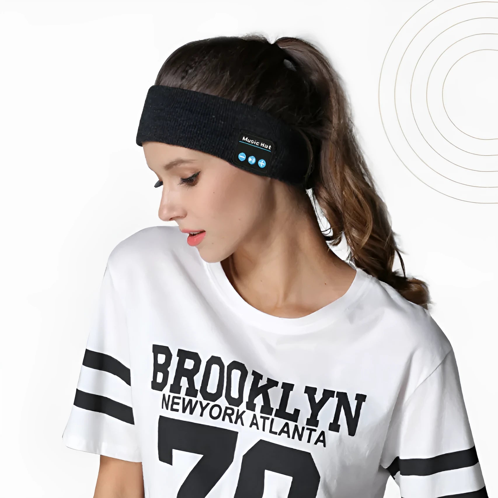 Bluetooth 5.4 sports headband in black, combining an eye mask and scarf with built-in speakers for hands-free audio.