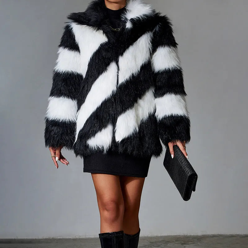 Women's picture colour faux fur coat with a contrasting lapel and a fur collar