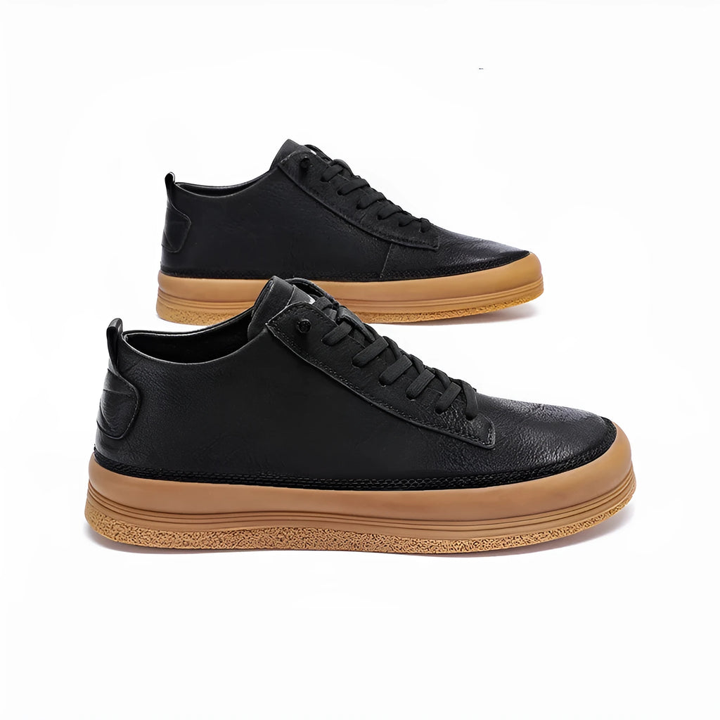 Men's black leather casual shoes with round toe, lace-up closure, and rubber soles