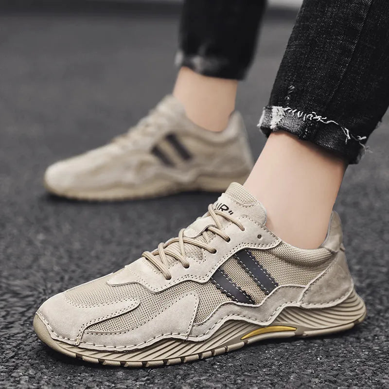 Men's low-top lace-up hiking boots in sand colour with pigskin upper and platform sole