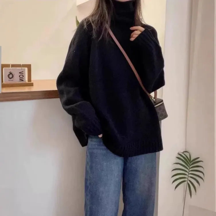 Women's thick turtleneck sweater with curling pile collar in loose fit