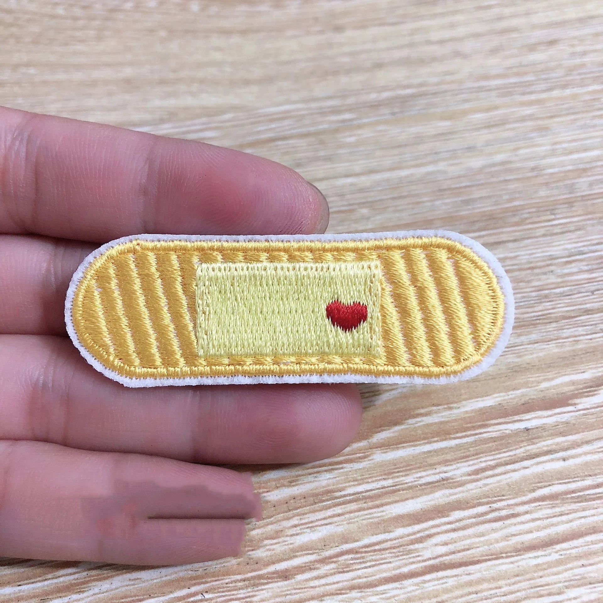 Computer embroidered cloth sticker patches with full embroidery decoration for clothing and DIY crafts