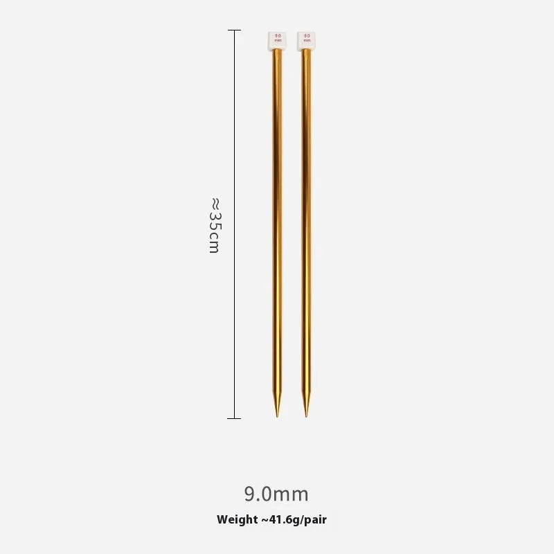 Extended length aluminium crochet hooks with rubberised caps in 13 sizes from 2.0mm to 10.0mm