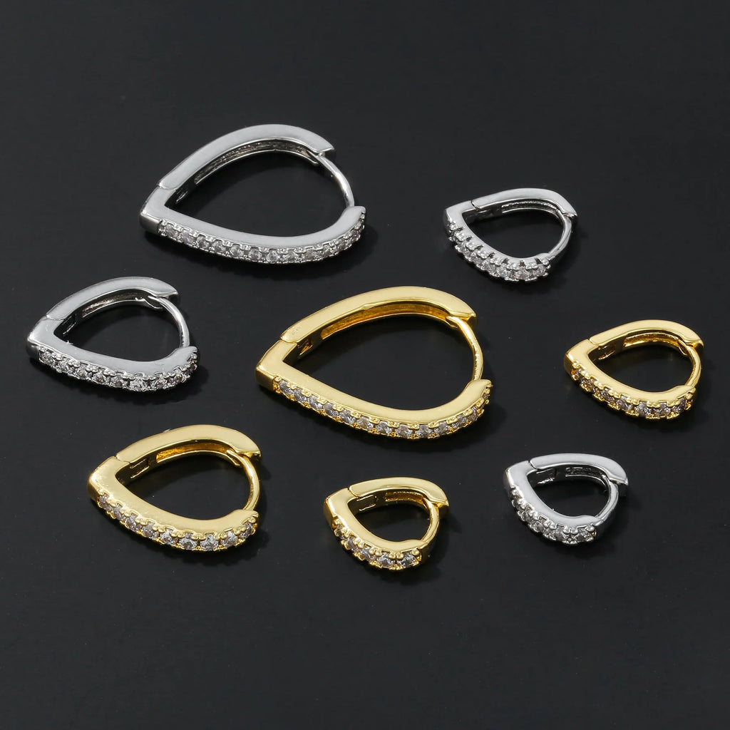 Electroplated copper ear clip with heart geometry design in gold and white gold colour options