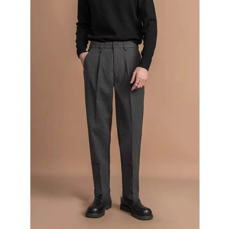 Men's straight-leg trousers in four colours with business-casual styling