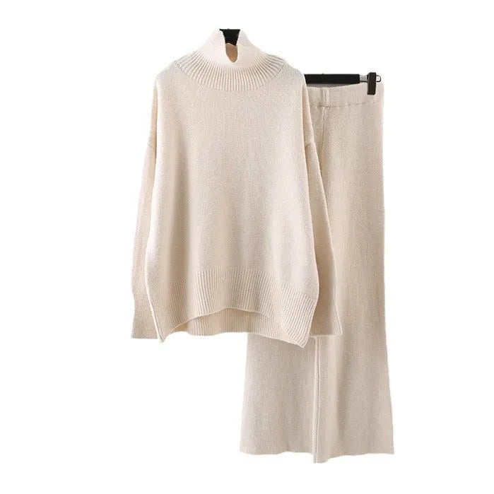 Women's casual long sleeve sweater and wide leg trousers two-piece set in solid colour.