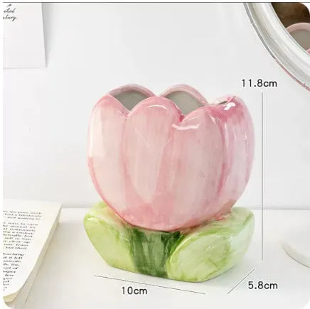 Ceramic floral pen holder storage box with blue flower pattern measuring 11.8 cm tall