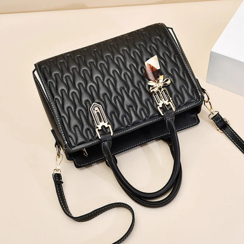 Women's simple shoulder messenger bag in green, dark blue, black, pink, or gold with large capacity and internal compartments